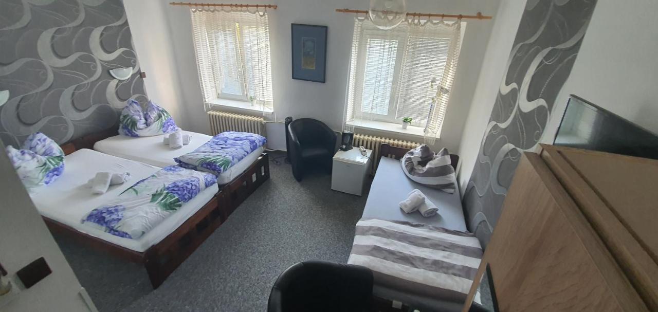 Penzion U Kohoutka Pardubice Ngoại thất bức ảnh